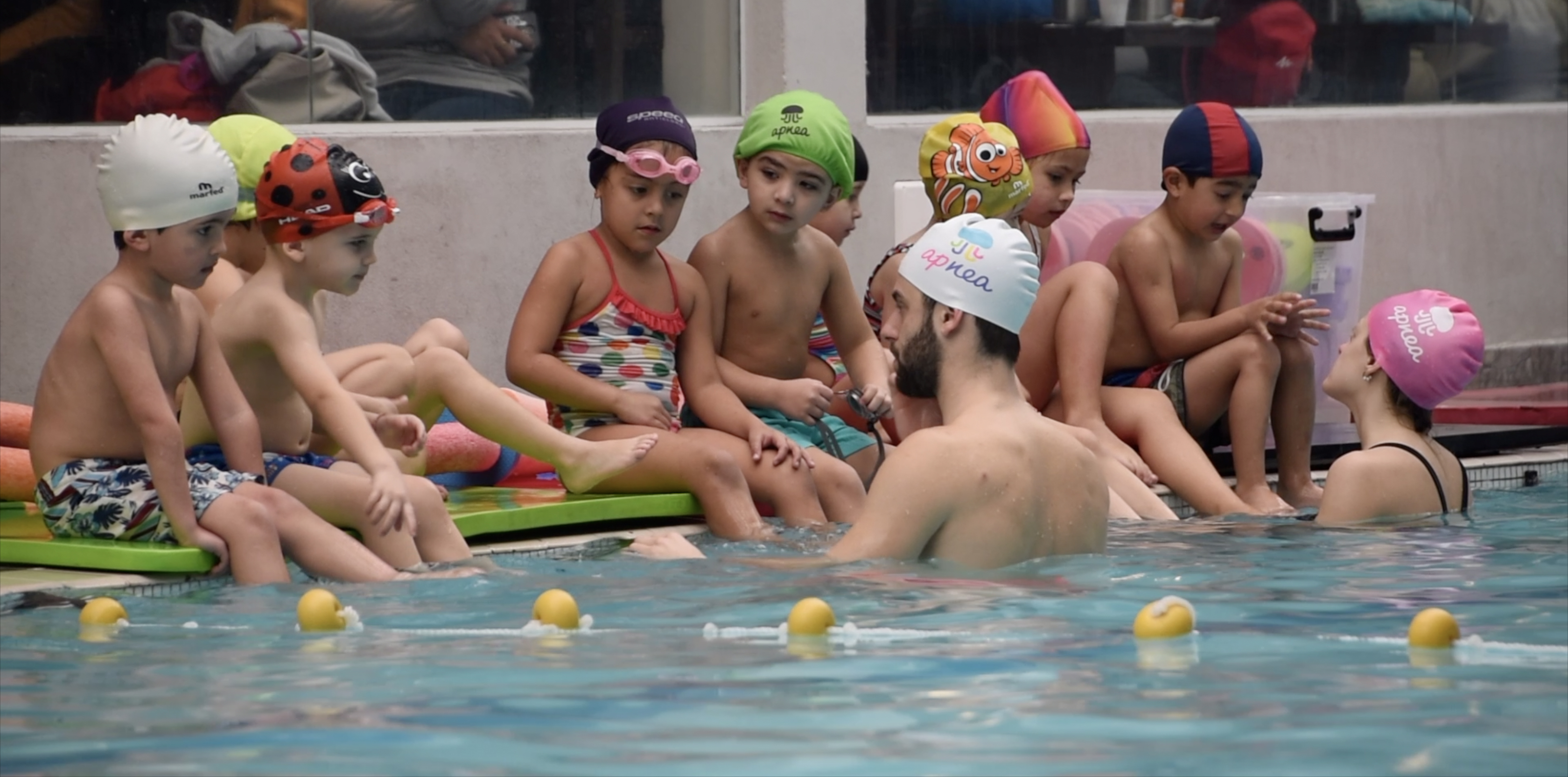 Experiencia acuática infantil en APNEA